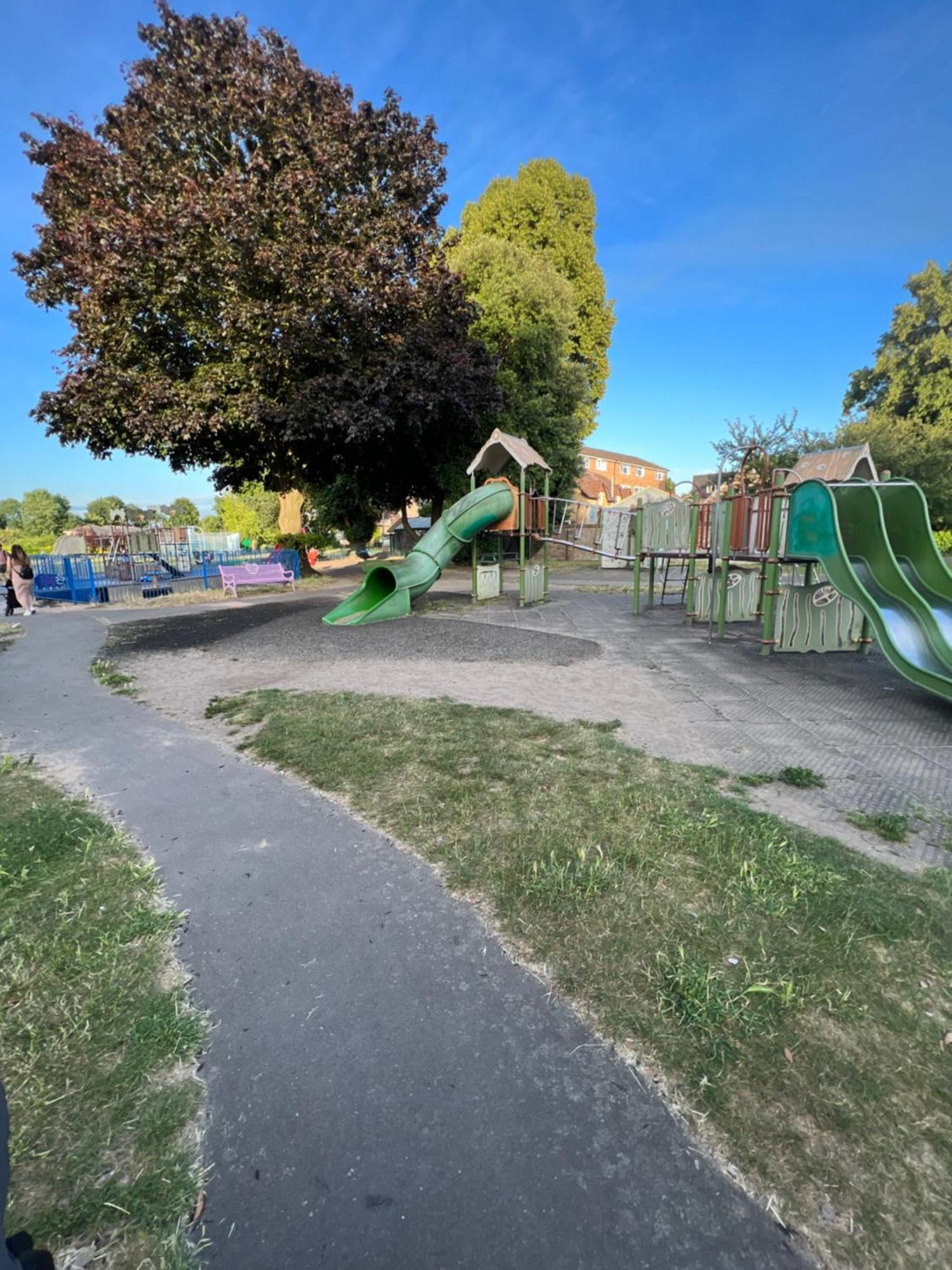 Cosy Private Flat In London, Free Parking On Premise Apartamento Carshalton Exterior foto